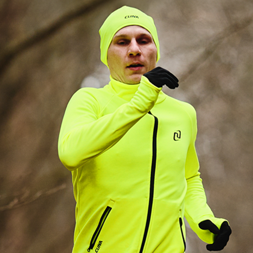 CZAPKA_ACTIVE_ZBLIŻENIE-MODELA_NEONOWY-ŻÓŁTY_2